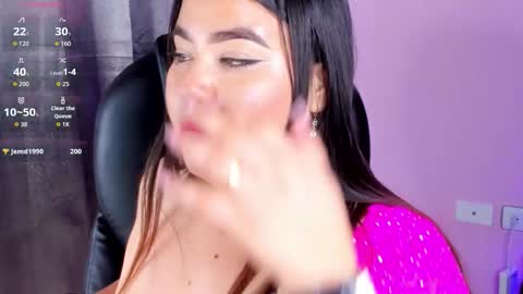 madissonlee__ online show from 09/15/25, 07:47