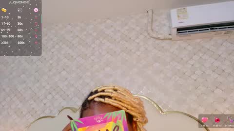 Madisson Lopez online show from 11/23/25, 03:06