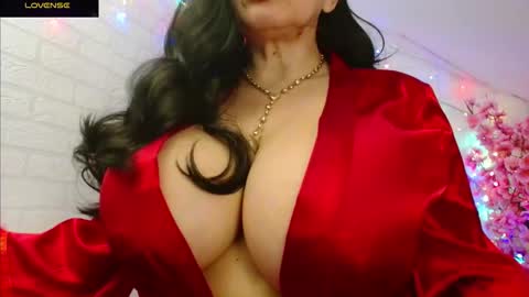 Leena online show from 03/25/26, 07:09