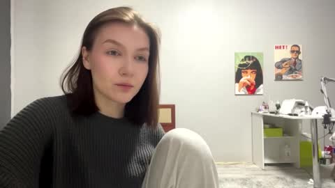 Snapshot of madlynarms chatting on 04/07/26, 02:39 Mary online show from 04/07/26, 02:39