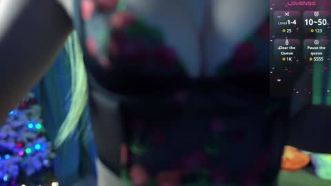 Snapshot of madnessalise chatting on 12/21/24, 02:58 Alice online show from 12/21/24, 02:58