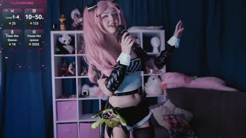 Snapshot of madnessalise chatting on 01/28/25, 03:04 Alice online show from 01/28/25, 03:04