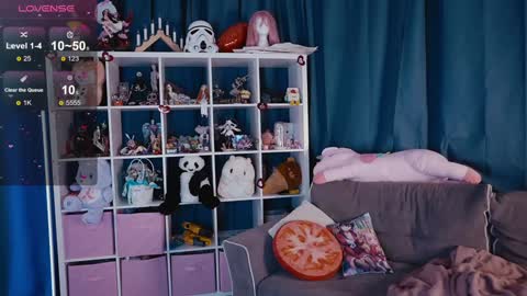 Snapshot of madnessalise chatting on 03/11/25, 07:03 Alice online show from 03/11/25, 07:03