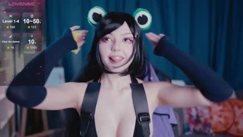 Snapshot of madnessalise chatting on 09/24/25, 02:53 Alice online show from 09/24/25, 02:53