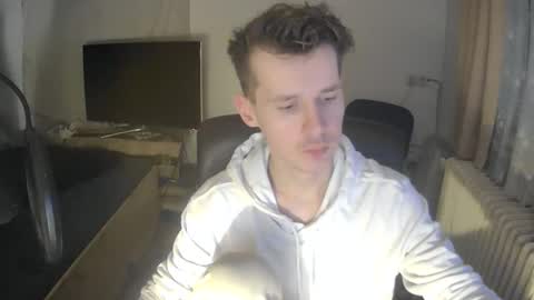 Snapshot of madnessss1215 chatting on 03/01/26, 10:17 madnessss1215 online show from 03/01/26, 10:17