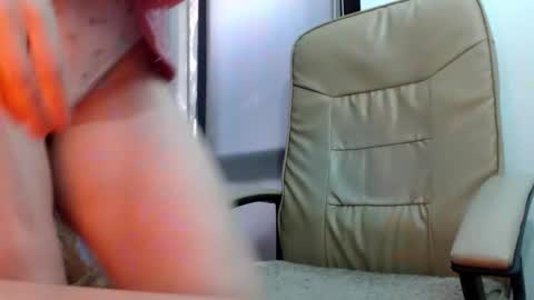 Mara online show from 06/09/26, 04:51