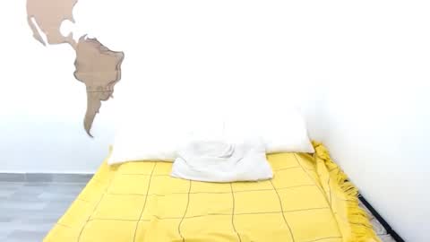 Snapshot of madysonandsteven chatting on 11/13/25, 01:59 MadysonAndSteven online show from 11/13/25, 01:59