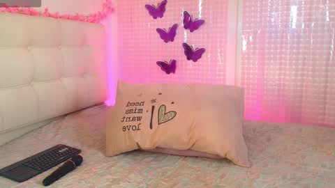 madysson__js_ online show from 11/08/25, 02:39