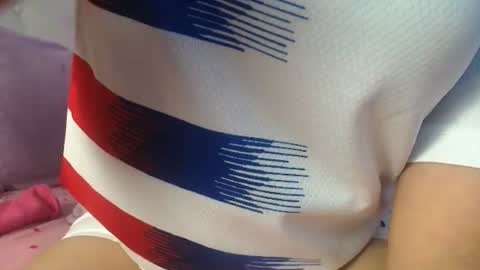 Snapshot of madysson__js_ chatting on 06/18/26, 04:00 madysson__js_ online show from 06/18/26, 04:00