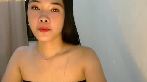 Snapshot of mae_luna chatting on 06/25/26, 12:10 mae_luna online show from 06/25/26, 12:10