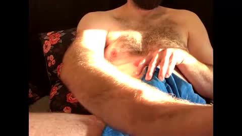 Snapshot of maechtigerschwanz chatting on 10/18/25, 06:37 maechtigerschwanz online show from 10/18/25, 06:37