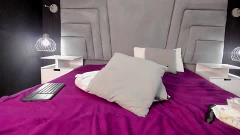 MAEE ANGELS online show from 12/27/24, 05:09