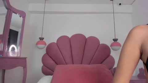 MAEE ANGELS online show from 12/28/24, 01:50