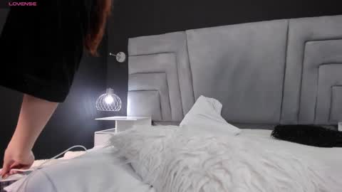 MAEE ANGELS online show from 01/28/25, 10:12