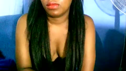 MaelahLove online show from 12/03/24, 03:09