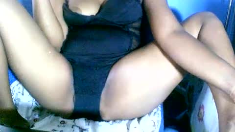 MaelahLove online show from 03/05/25, 02:23