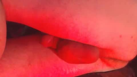 Snapshot of maestro2017 chatting on 12/08/24, 11:40 maestro2017 online show from 12/08/24, 11:40