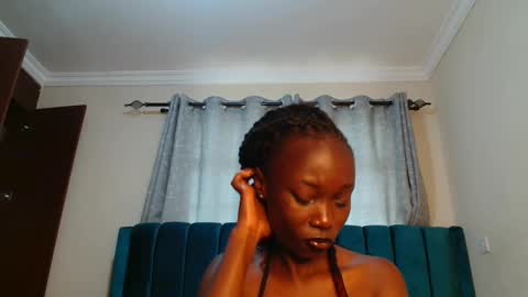 Maeve online show from 01/04/25, 06:30