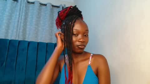 Maeve online show from 01/05/25, 06:02