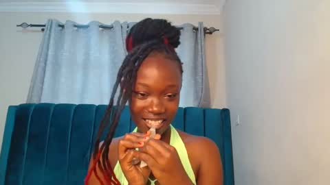 Maeve online show from 01/08/25, 07:03