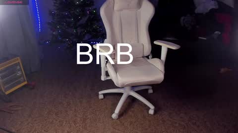 Maevee online show from 02/01/25, 10:15