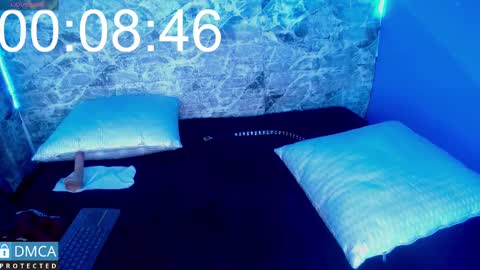 maevekuro online show from 03/04/25, 10:05