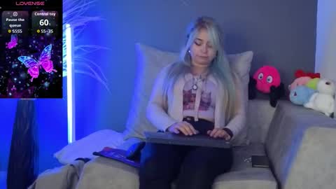 Snapshot of mafecosecret chatting on 11/27/25, 11:51 mafecosecret online show from 11/27/25, 11:51