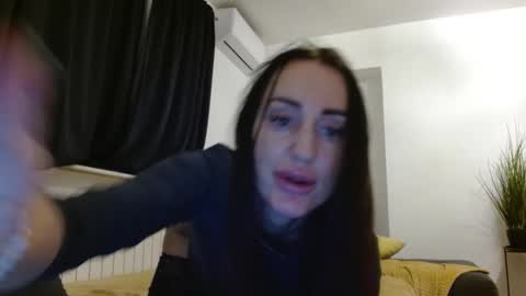 Snapshot of mafia__666 chatting on 12/14/24, 05:14 Mafia 666 online show from 12/14/24, 05:14