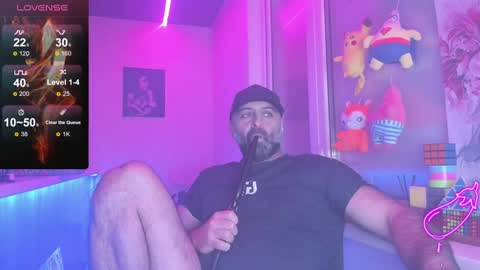 Snapshot of magabear chatting on 01/10/25, 07:11 Magabear online show from 01/10/25, 07:11