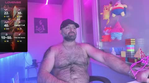 Snapshot of magabear chatting on 01/20/25, 12:04 Magabear online show from 01/20/25, 12:04