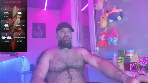 Snapshot of magabear chatting on 03/11/25, 01:48 Magabear online show from 03/11/25, 01:48