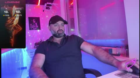 Magabear online show from 12/19/25, 09:38