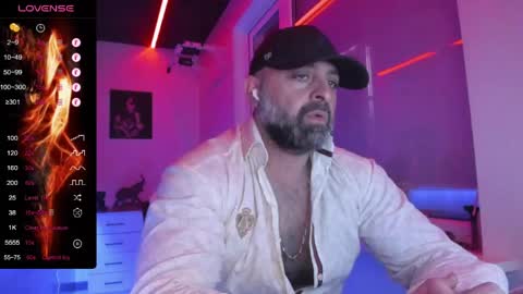 Snapshot of magabear chatting on 05/15/26, 12:12 Magabear online show from 05/15/26, 12:12