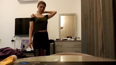 Margaret online show from 11/28/25, 06:54