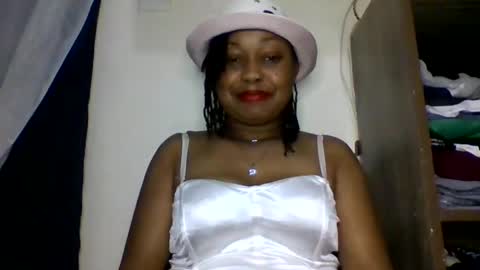 Snapshot of magdalinemus chatting on 04/30/26, 10:36 magdalinemus online show from 04/30/26, 10:36