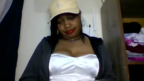 Snapshot of magdalinemus chatting on 06/30/26, 11:17 magdalinemus online show from 06/30/26, 11:17