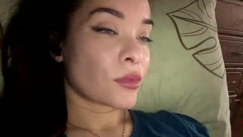 Snapshot of magggg658318 chatting on 02/18/25, 02:06 magggg658318 online show from 02/18/25, 02:06