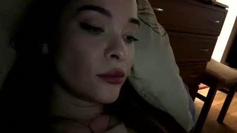 Snapshot of magggg658318 chatting on 09/16/25, 02:40 magggg658318 online show from 09/16/25, 02:40