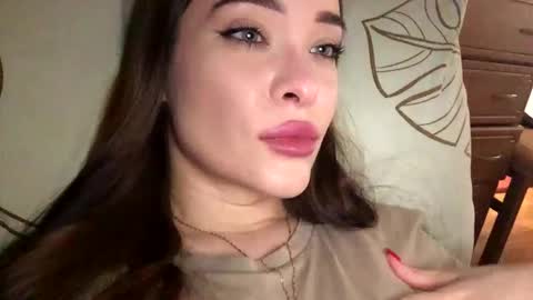 Snapshot of magggg658318 chatting on 09/28/25, 01:16 magggg658318 online show from 09/28/25, 01:16