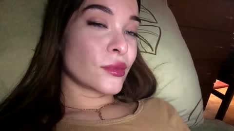 Snapshot of magggg658318 chatting on 10/28/25, 03:14 magggg658318 online show from 10/28/25, 03:14