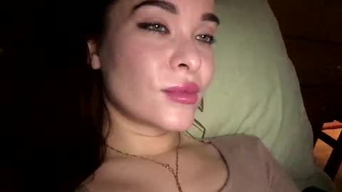 Snapshot of magggg658318 chatting on 11/11/25, 03:56 magggg658318 online show from 11/11/25, 03:56