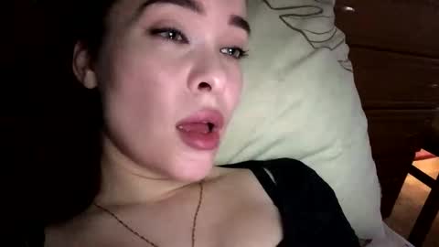 Snapshot of magggg658318 chatting on 12/20/25, 12:23 magggg658318 online show from 12/20/25, 12:23