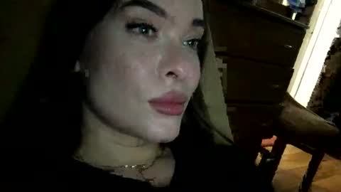Snapshot of magggg658318 chatting on 05/17/26, 01:29 magggg658318 online show from 05/17/26, 01:29