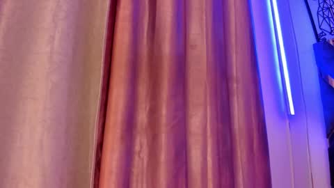 Maggie online show from 09/19/25, 12:28