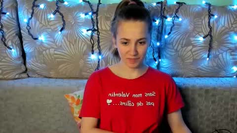 Maggie online show from 12/23/25, 01:25