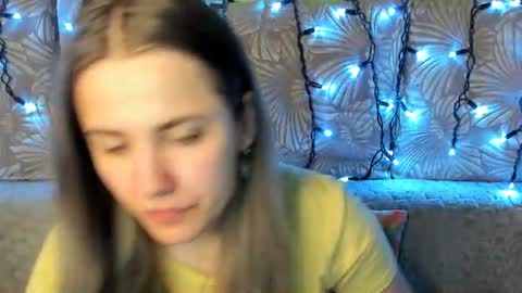 Snapshot of maggiecake chatting on 06/15/26, 04:47 Maggie online show from 06/15/26, 04:47
