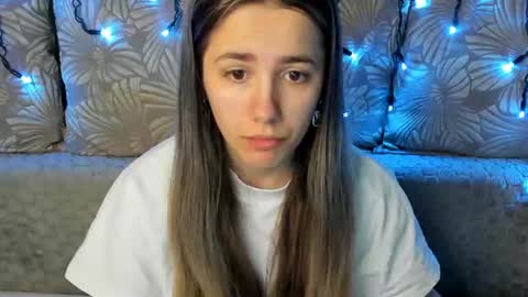 Snapshot of maggiecake chatting on 06/19/26, 03:00 Maggie online show from 06/19/26, 03:00