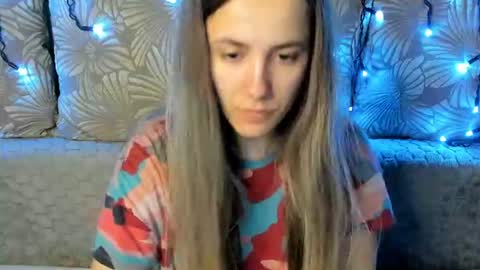 Snapshot of maggiecake chatting on 06/21/26, 03:31 Maggie online show from 06/21/26, 03:31