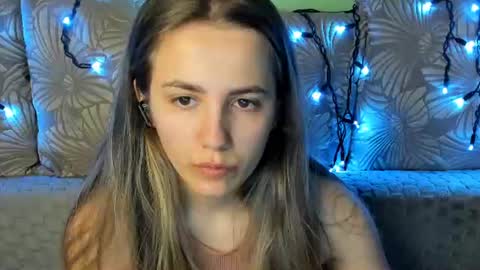Snapshot of maggiecake chatting on 07/04/26, 02:29 Maggie online show from 07/04/26, 02:29