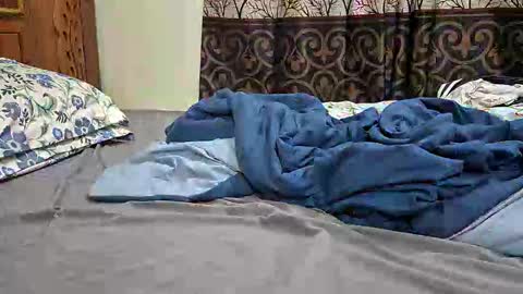 maggiegigolo online show from 05/17/26, 06:22
